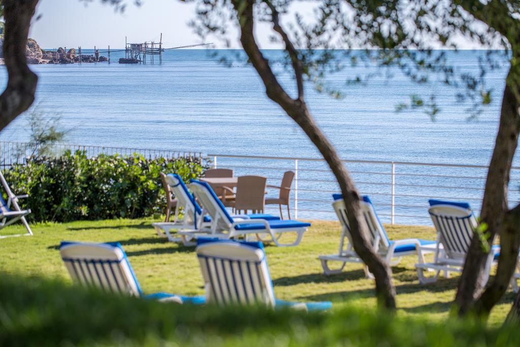 Villa Vignola Hotel Vasto Exterior photo